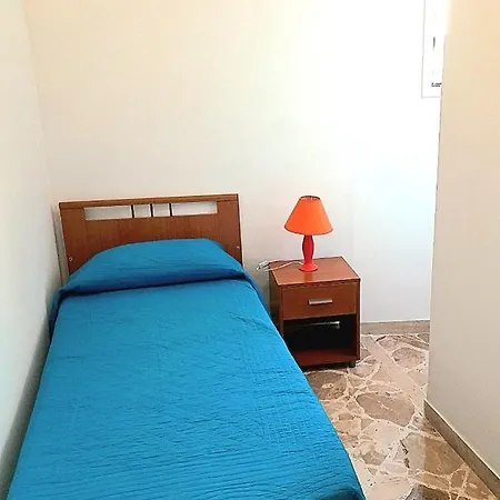 Little Italy קאסטלמארה דל גולפו